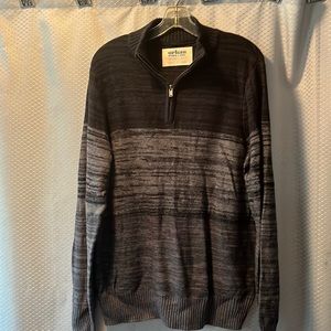 Men’s large urban pipeline sweater. Brand new without tags. Excellent condition.